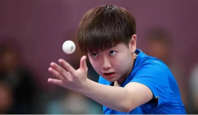 何渗入更衣 何渗入更衣